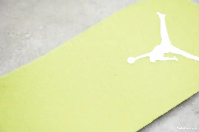 MaikeSneakers Floral (GS) Jordan 6 Yellow 543390-800 Dynamic Retro Air 0426